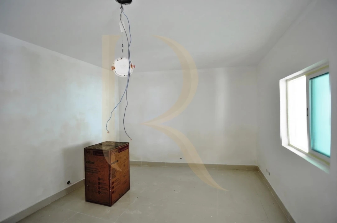 Moradia T5 para Venda em Amora Foto 33