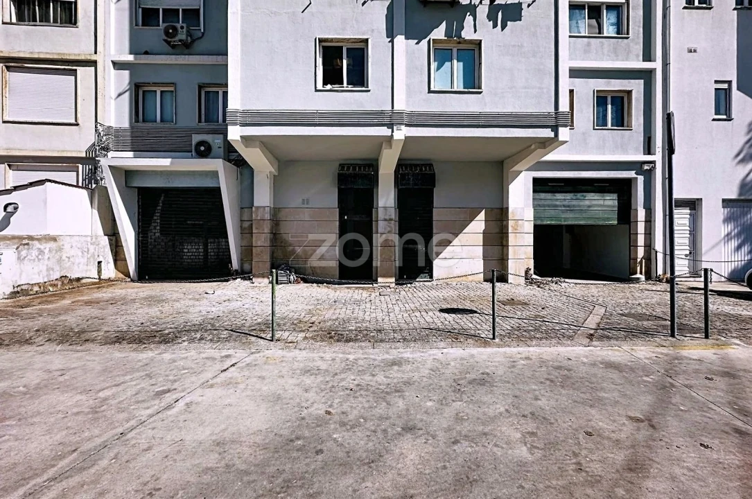 Terreno Comércio / Armazém para Venda em Sé Nova, Santa Cruz, Almedina e São Bartolomeu Foto 2