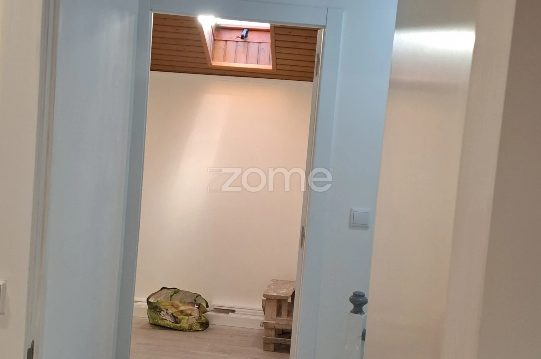 Moradia T2 para Venda em Oliveira do Hospital e São Paio de Gramaços Foto 9