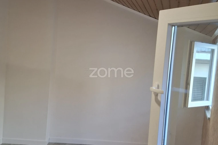 Moradia T2 para Venda em Oliveira do Hospital e São Paio de Gramaços Foto 8