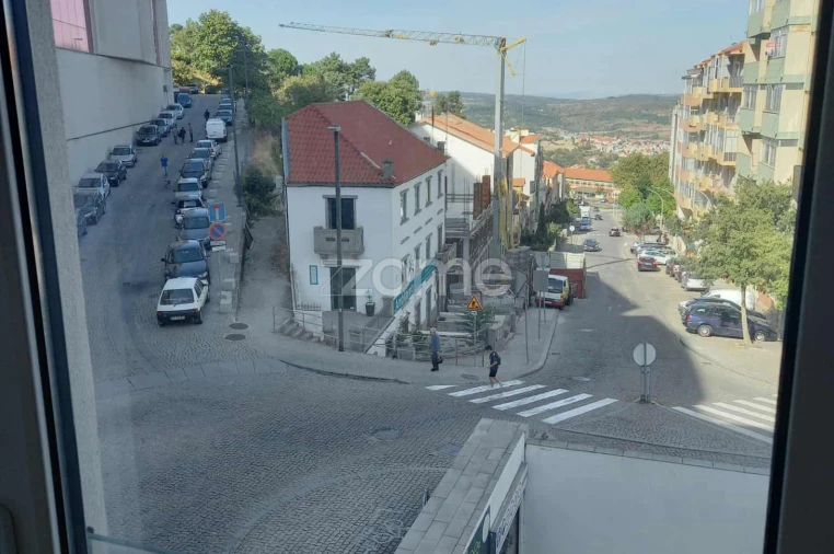 Apartamento T2 para Venda em Guarda Foto 13