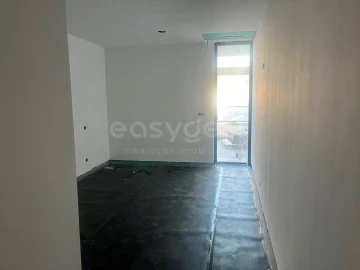 Apartamento T2 para Venda em Glória e Vera Cruz
