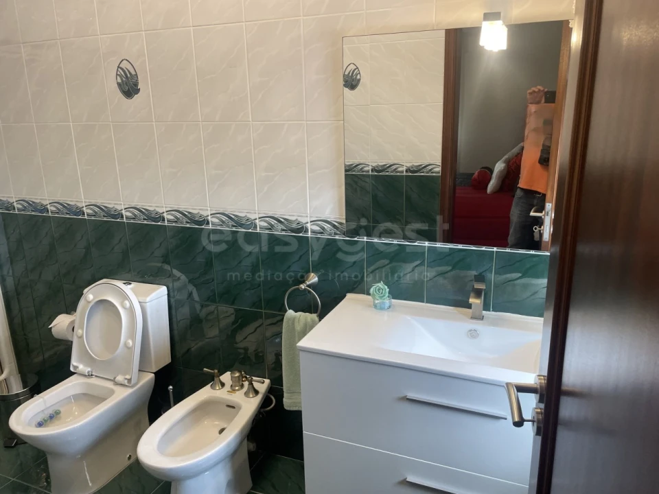 Moradia T4 para Venda em Porto Martins Foto 62