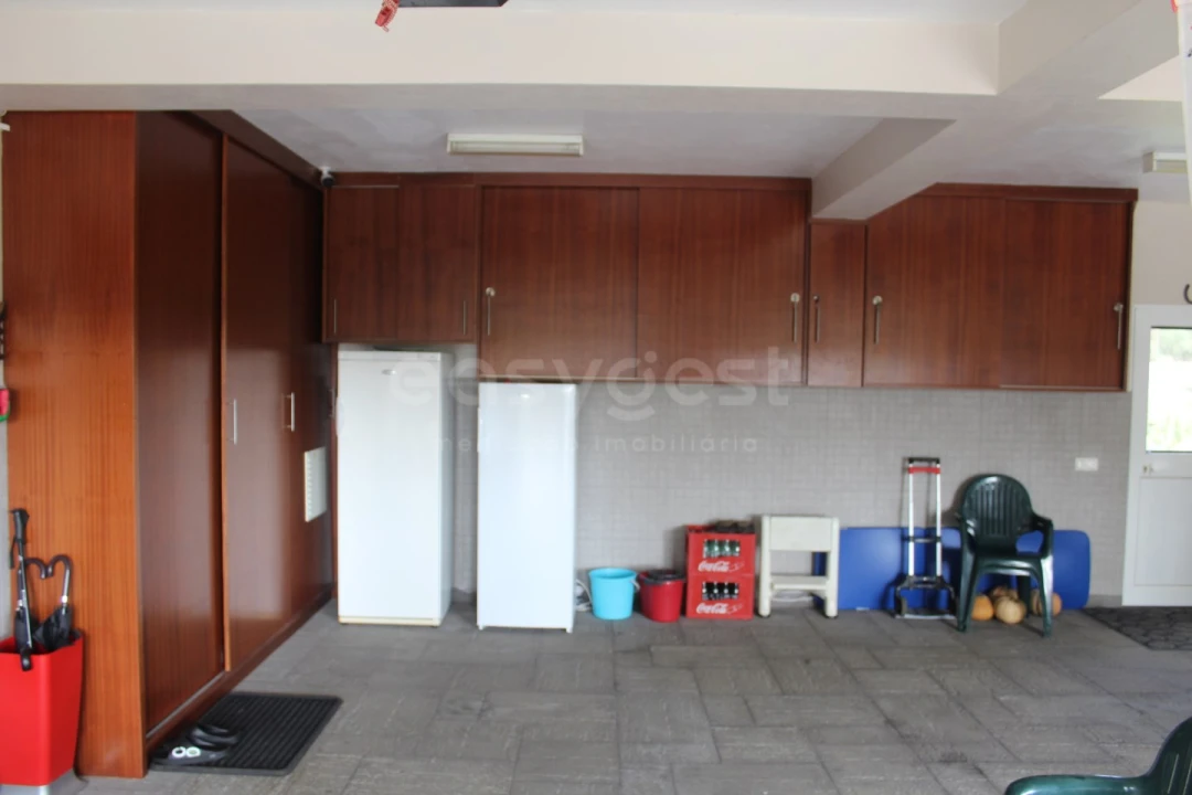 Moradia T4 para Venda em Porto Martins Foto 87