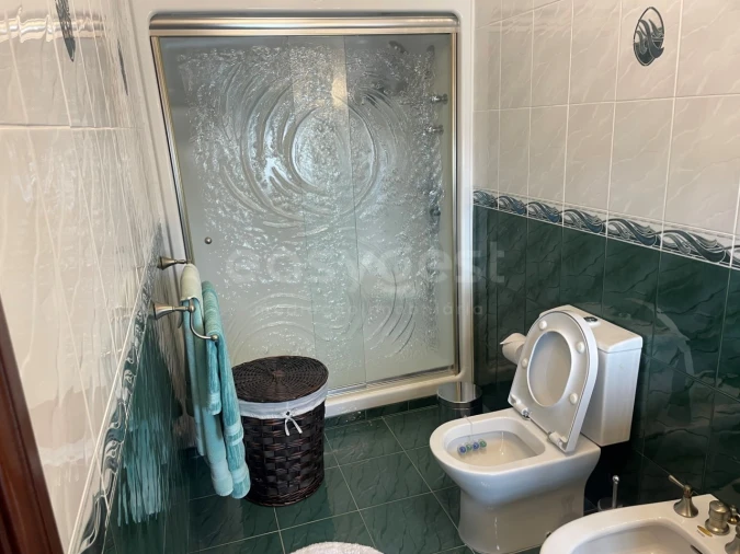 Moradia T4 para Venda em Porto Martins Foto 63