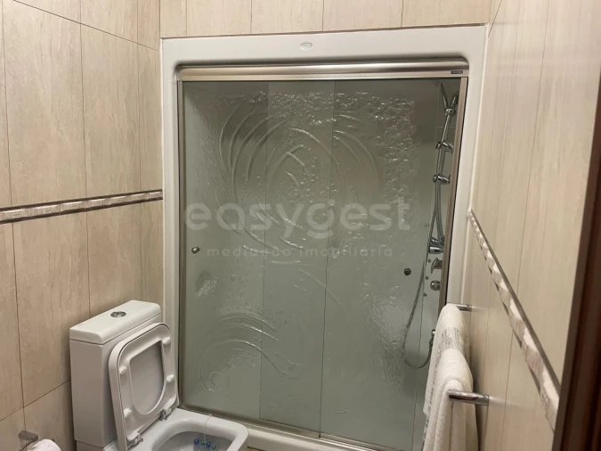 Moradia T4 para Venda em Porto Martins Foto 67