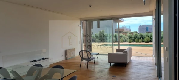 Moradia T4 para Venda em Cascais e Estoril