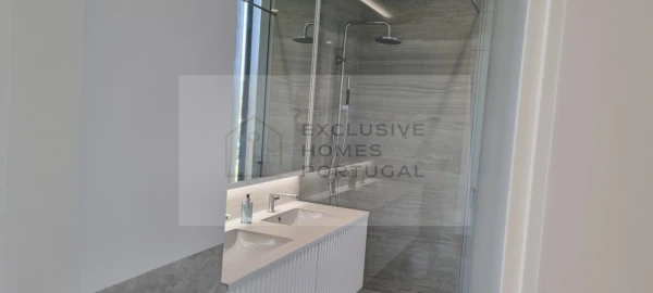 Moradia T4 para Venda em Cascais e Estoril