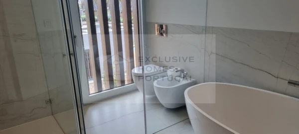 Moradia T4 para Venda em Cascais e Estoril