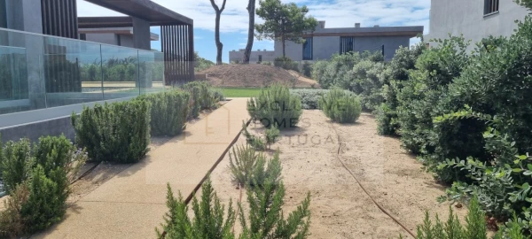 Moradia T4 para Venda em Cascais e Estoril