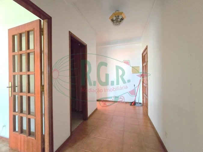 Apartamento T3 para Venda em Rio Tinto Foto 3