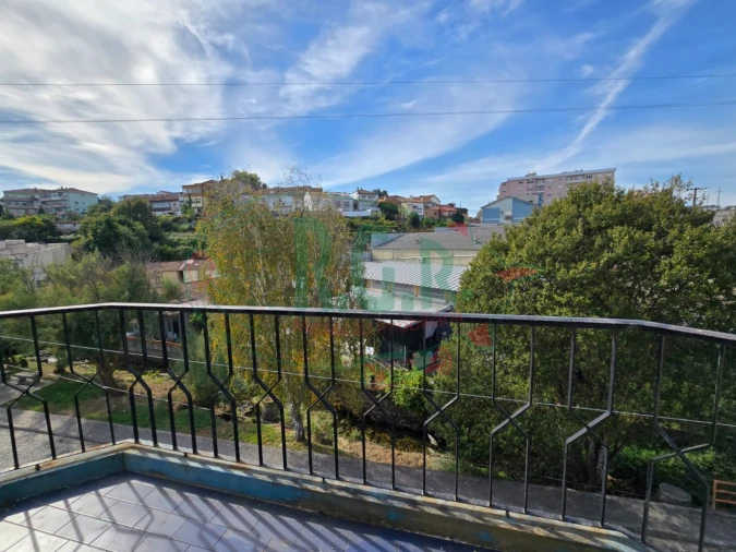 Apartamento T3 para Venda em Rio Tinto Foto 1