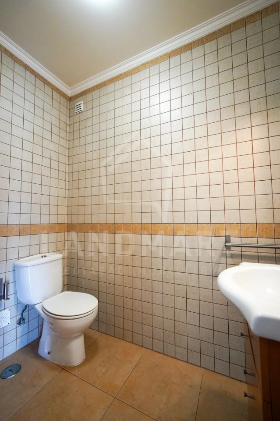 Moradia T4 para Venda em Turquel Foto 15