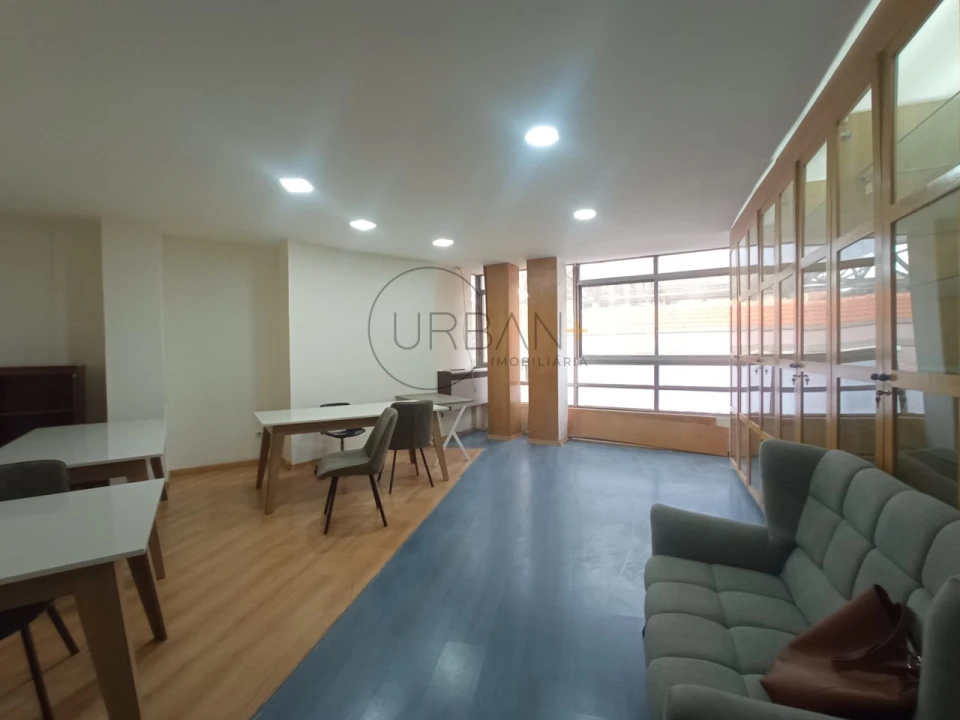 Loja para Venda em Viseu Foto 3