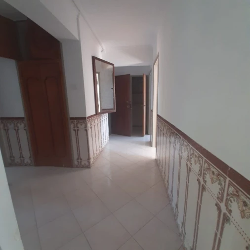 Apartamento T3 para Venda em Massamá e Monte Abraão Foto 2