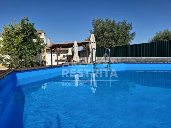 Moradia T2 para Venda em Santa Margarida da Coutada Foto 3