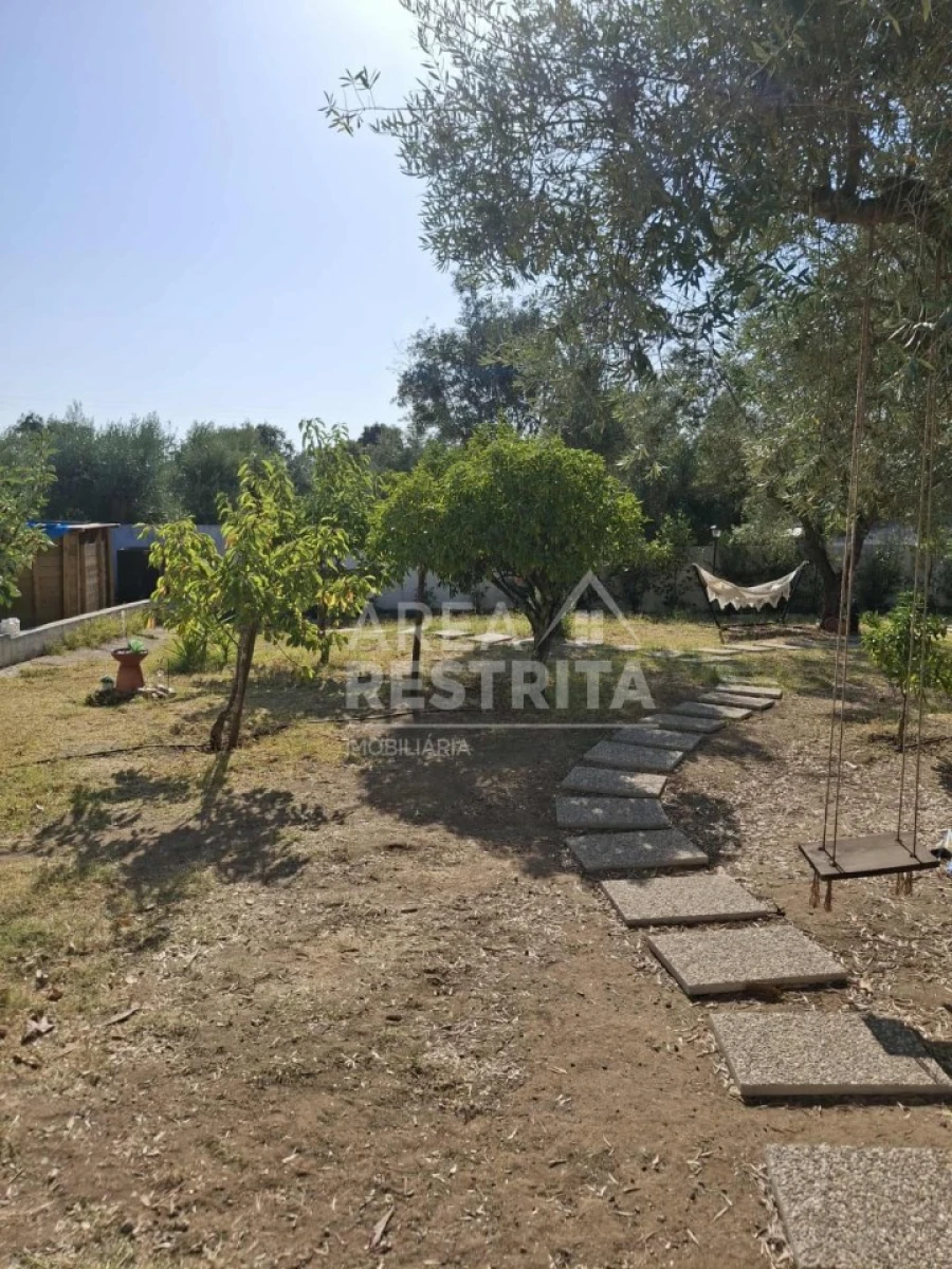 Moradia T2 para Venda em Santa Margarida da Coutada Foto 19