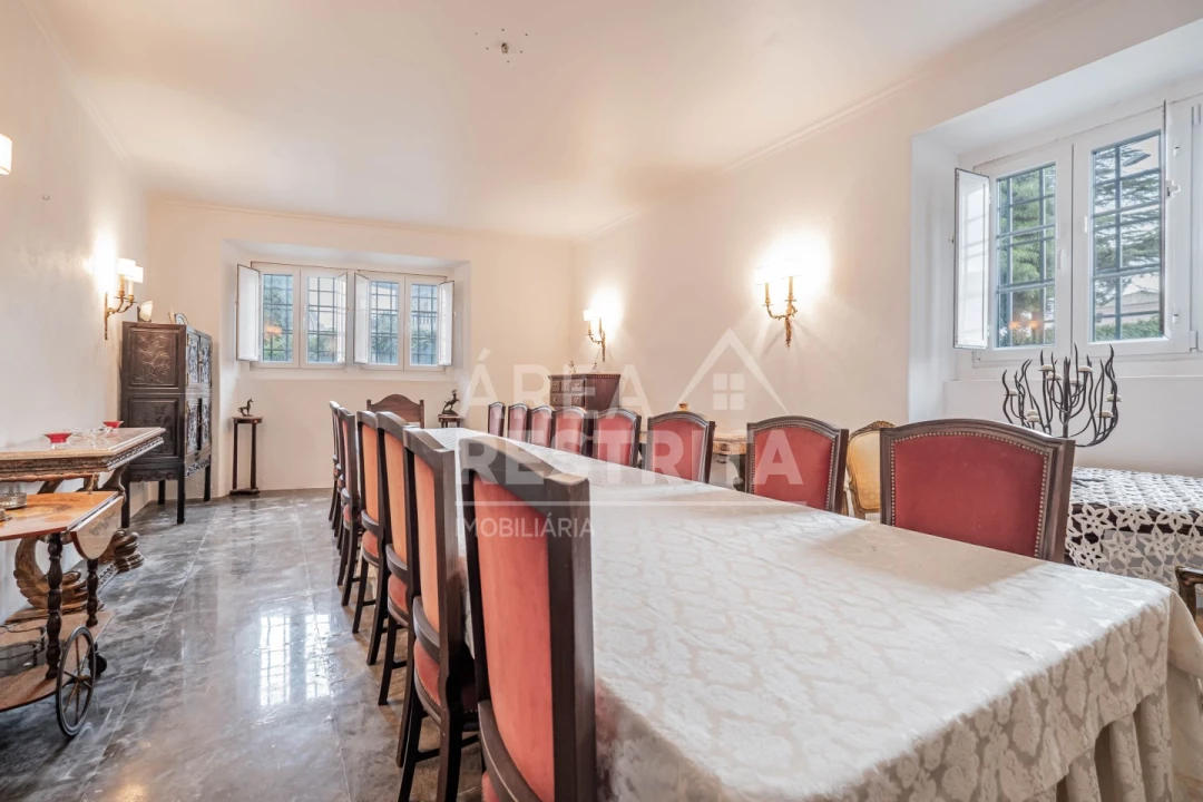 Moradia T5 para Venda em Cacém e São Marcos Foto 40