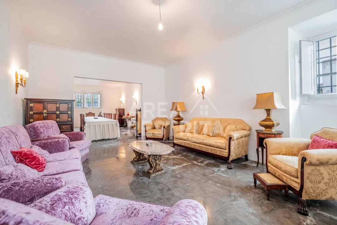 Moradia T5 para Venda em Cacém e São Marcos Foto 3