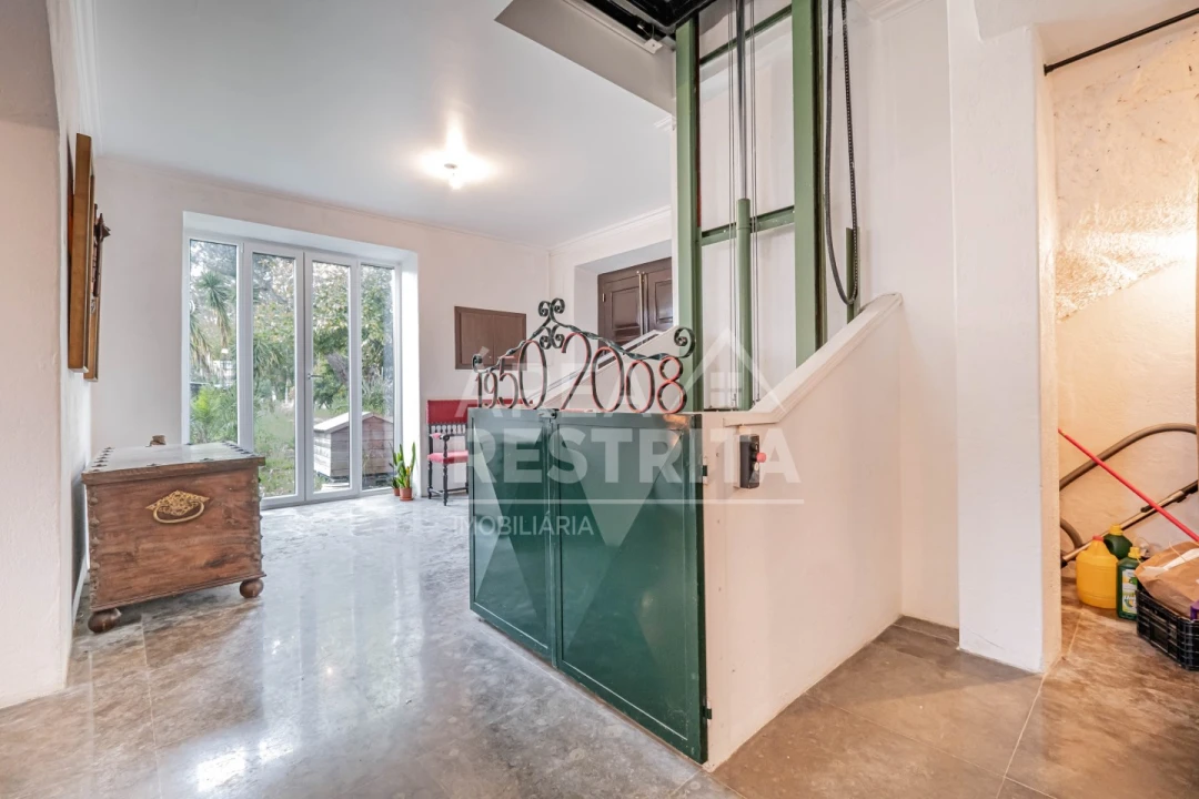 Moradia T5 para Venda em Cacém e São Marcos Foto 48