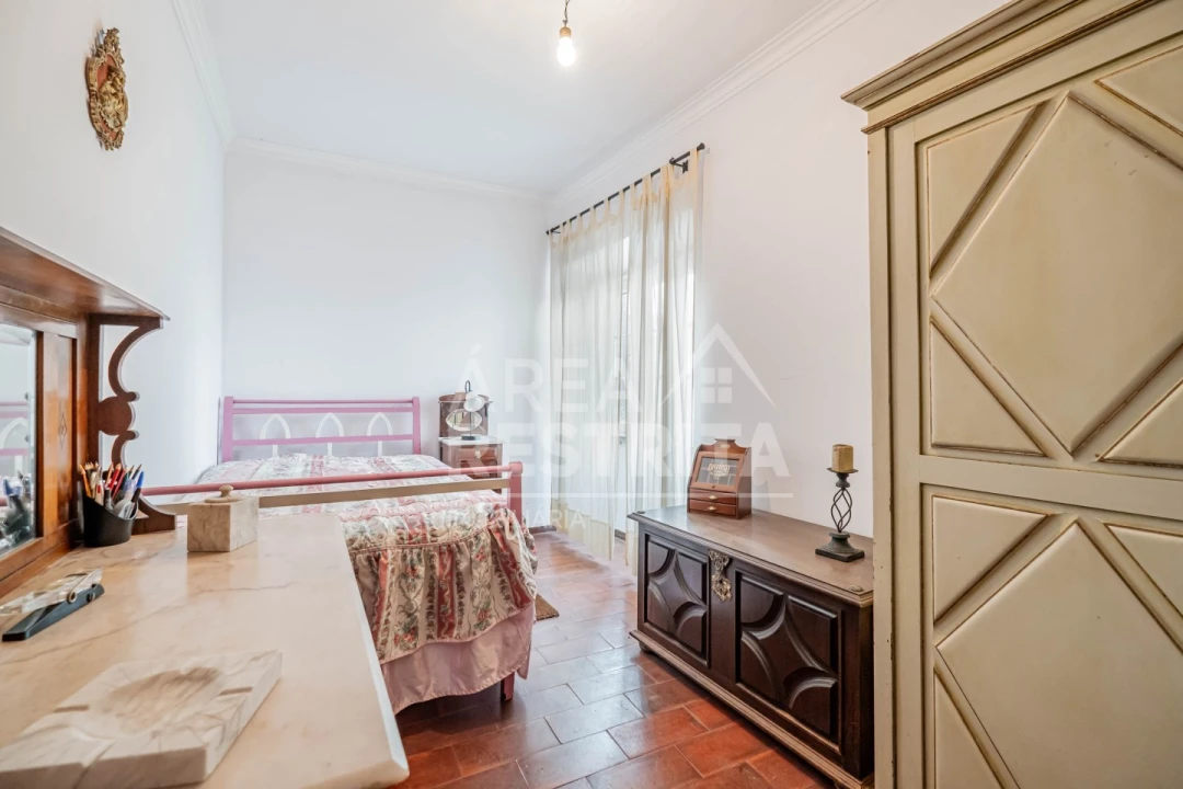 Moradia T5 para Venda em Cacém e São Marcos Foto 73