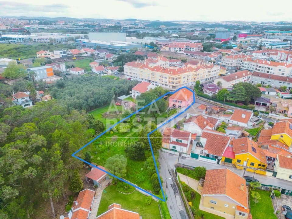 Moradia T5 para Venda em Cacém e São Marcos Foto 86