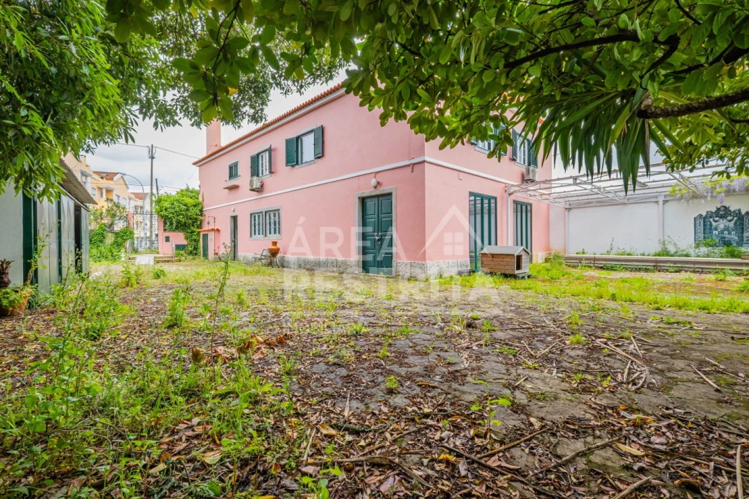 Moradia T5 para Venda em Cacém e São Marcos Foto 101