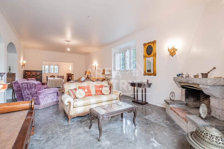 Moradia T5 para Venda em Cacém e São Marcos Foto 7