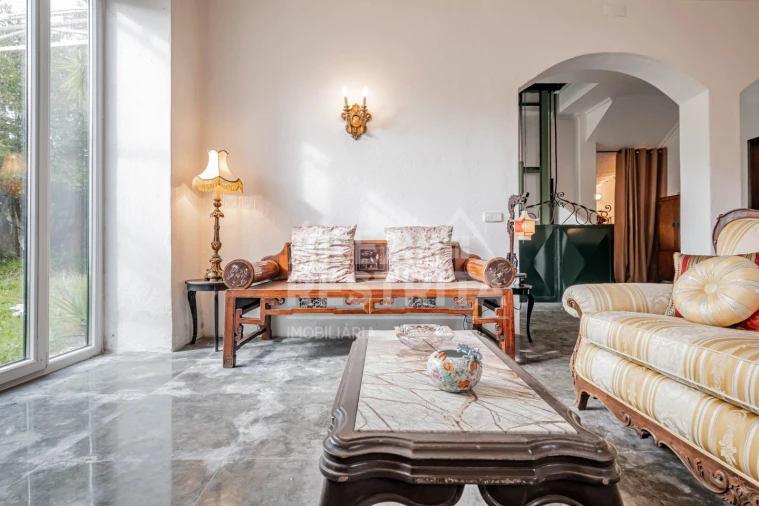 Moradia T5 para Venda em Cacém e São Marcos Foto 12