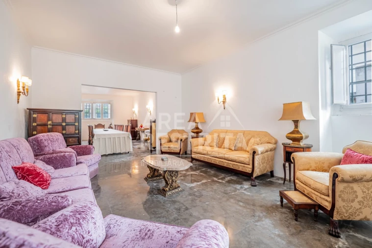 Moradia T5 para Venda em Cacém e São Marcos Foto 3