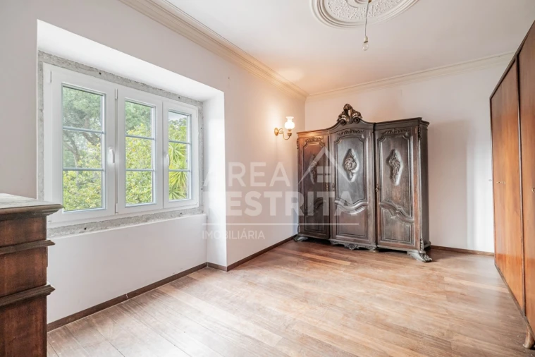 Moradia T5 para Venda em Cacém e São Marcos Foto 54