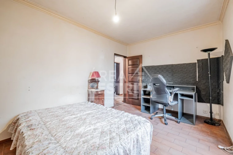 Moradia T5 para Venda em Cacém e São Marcos Foto 72