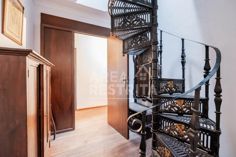 Moradia T5 para Venda em Cacém e São Marcos Foto 76