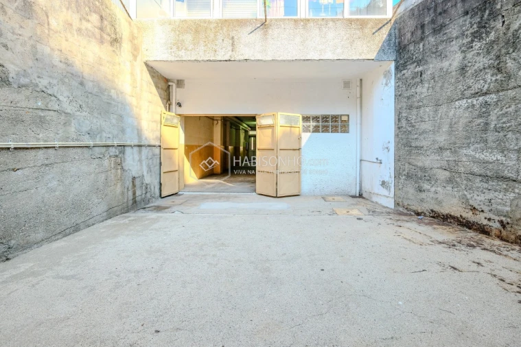 Armazém para Venda em Campanhã Foto 9