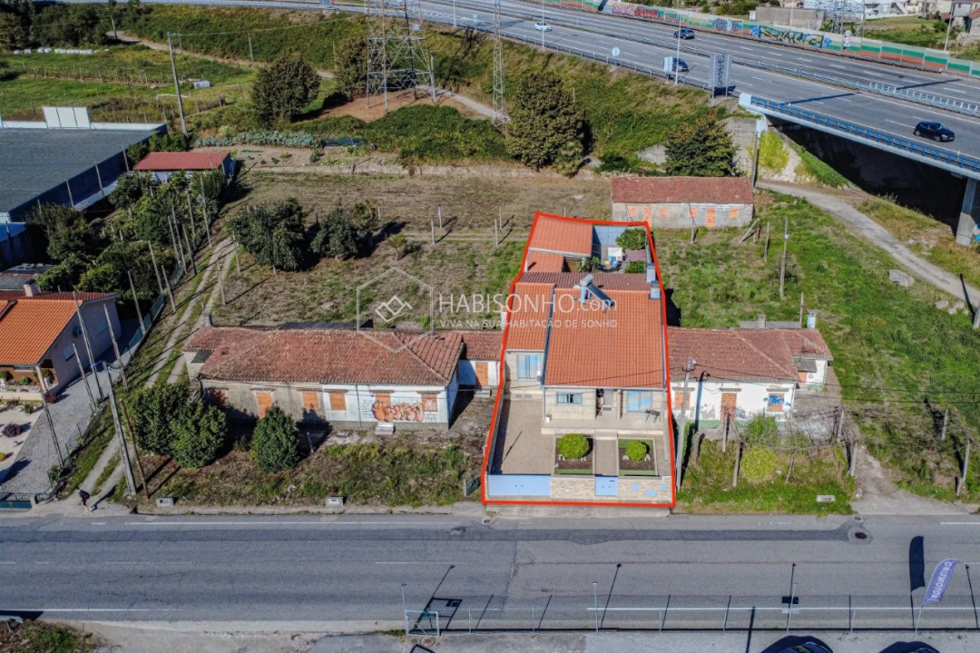 Moradia T3 para Venda em Silvares Foto 8