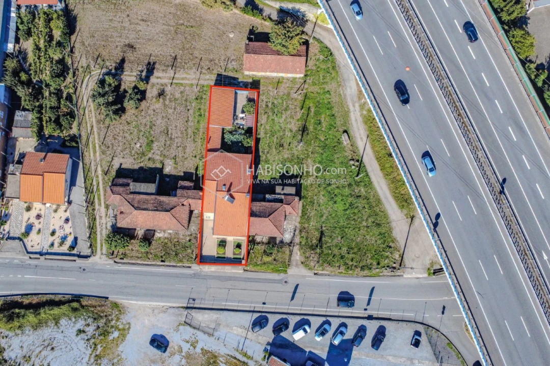 Moradia T3 para Venda em Silvares Foto 9