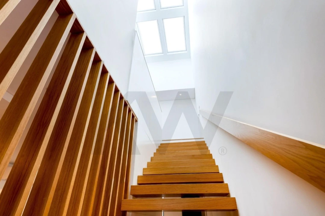 Moradia T4 para Venda em Barcarena Foto 8