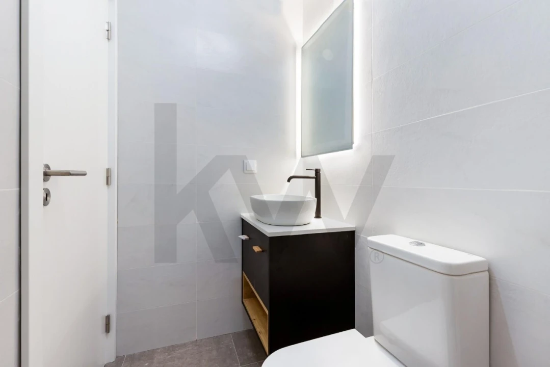 Moradia T4 para Venda em Barcarena Foto 30