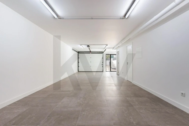 Moradia T4 para Venda em Barcarena Foto 28