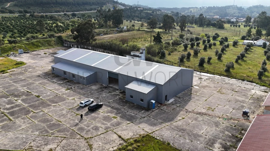 Armazém para Arrendamento em Rio de Moinhos Foto 2