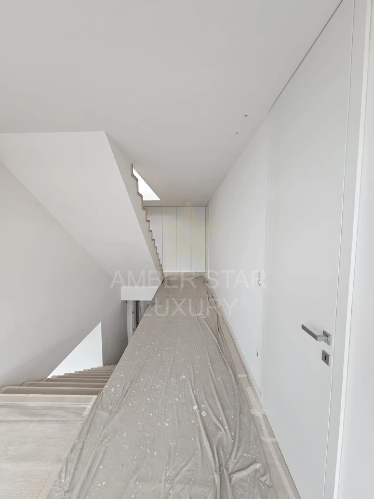 Moradia T4 para Venda em Arcozelo Foto 23