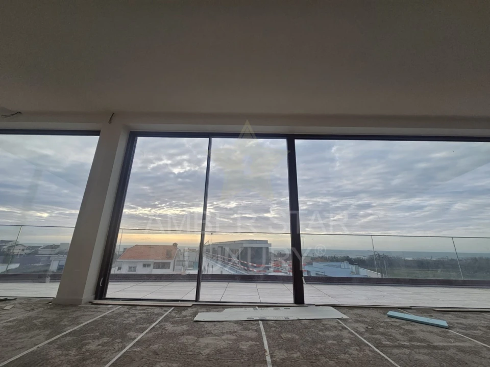 Moradia T4 para Venda em Arcozelo Foto 27