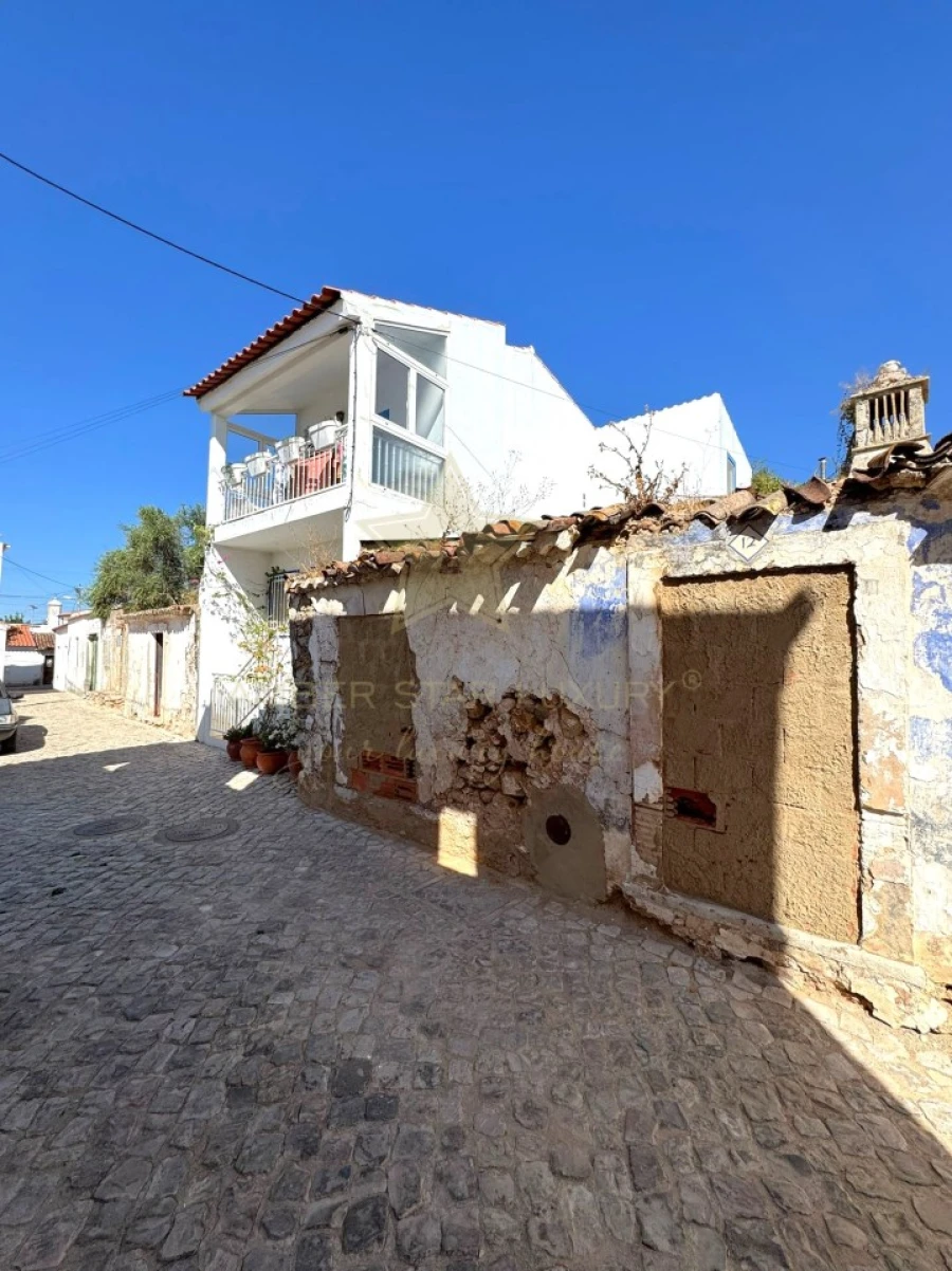 Moradia T9 para Venda em Querença, Tôr e Benafim Foto 27