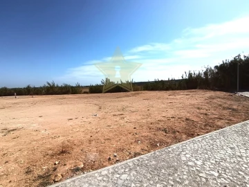 Terreno para Venda em Lagoa e Carvoeiro