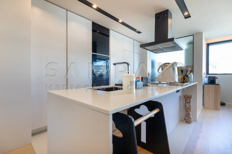 Apartamento T3 para Venda em Fânzeres e São Pedro da Cova Foto 4