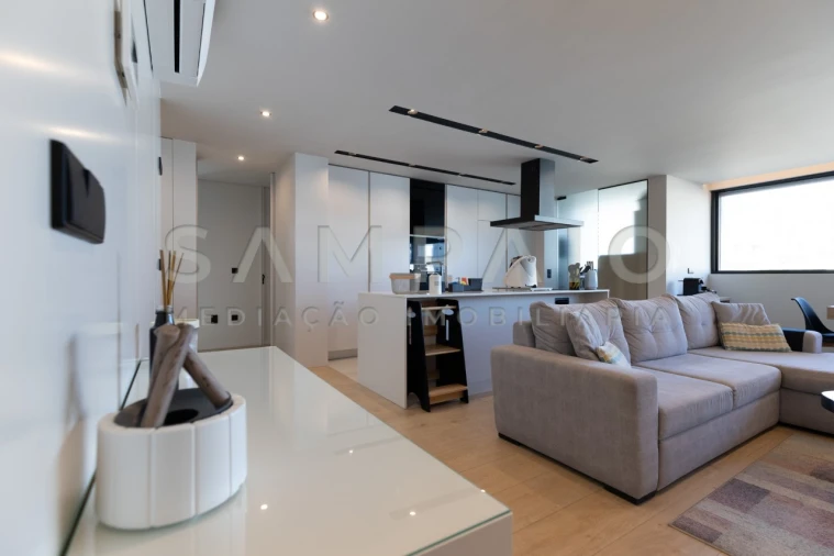 Apartamento T3 para Venda em Fânzeres e São Pedro da Cova Foto 8