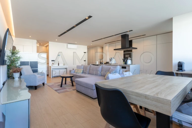 Apartamento T3 para Venda em Fânzeres e São Pedro da Cova Foto 9