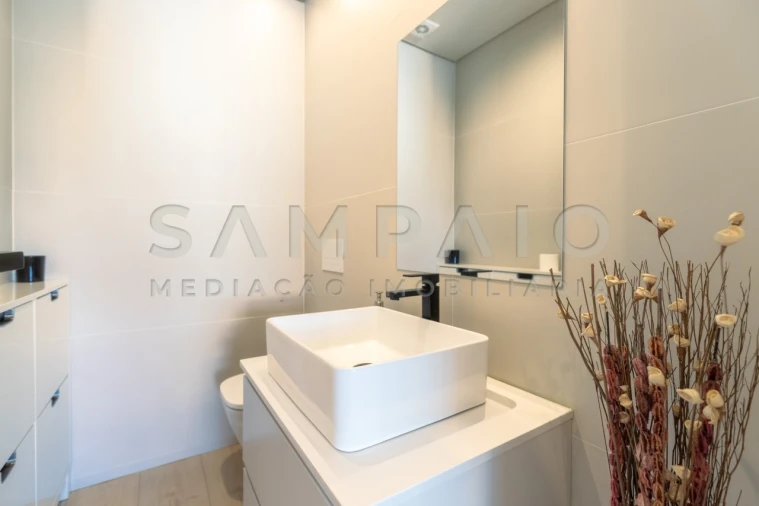 Apartamento T3 para Venda em Fânzeres e São Pedro da Cova Foto 15