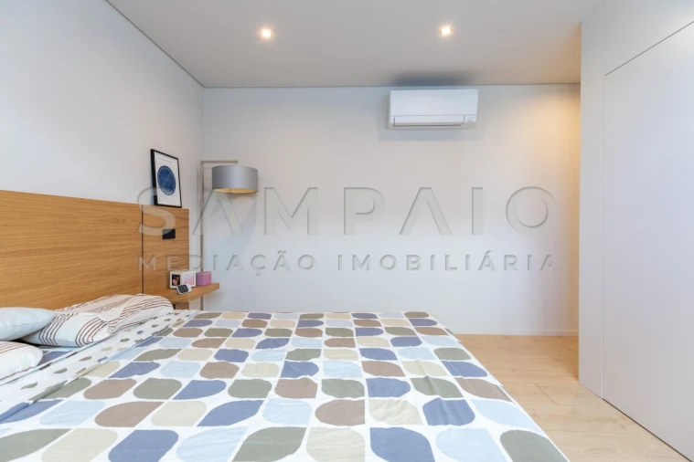 Apartamento T3 para Venda em Fânzeres e São Pedro da Cova Foto 17