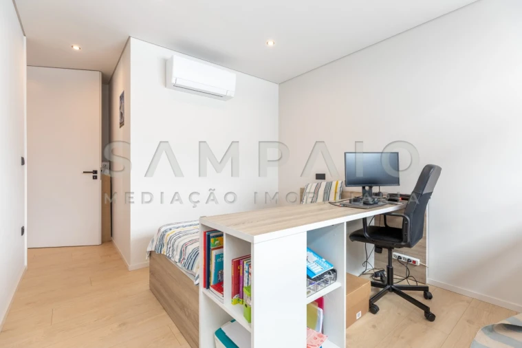 Apartamento T3 para Venda em Fânzeres e São Pedro da Cova Foto 24